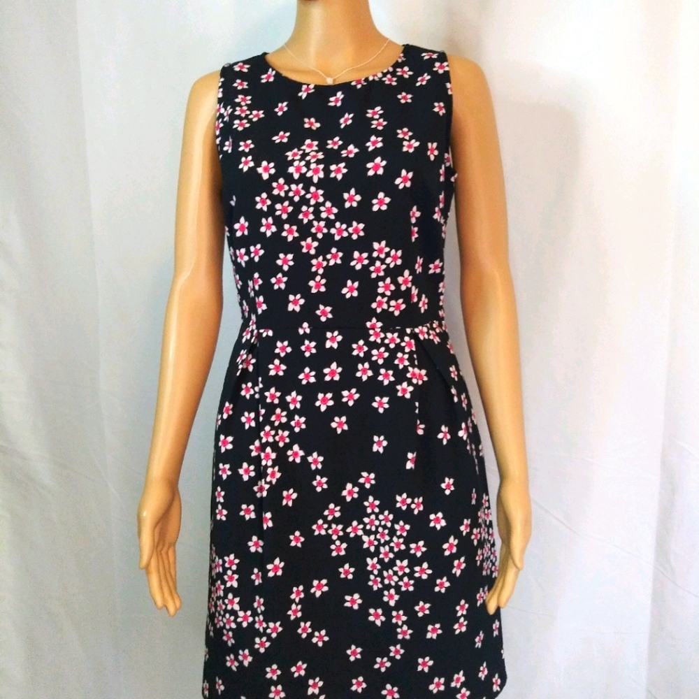 NWT SUGARHILL Black Fit & Flare Mini Floral Sz 4